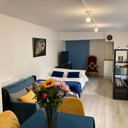 Une Chambre Chez Nous, A 12 Minutes De Paris Malakoff Buitenkant foto