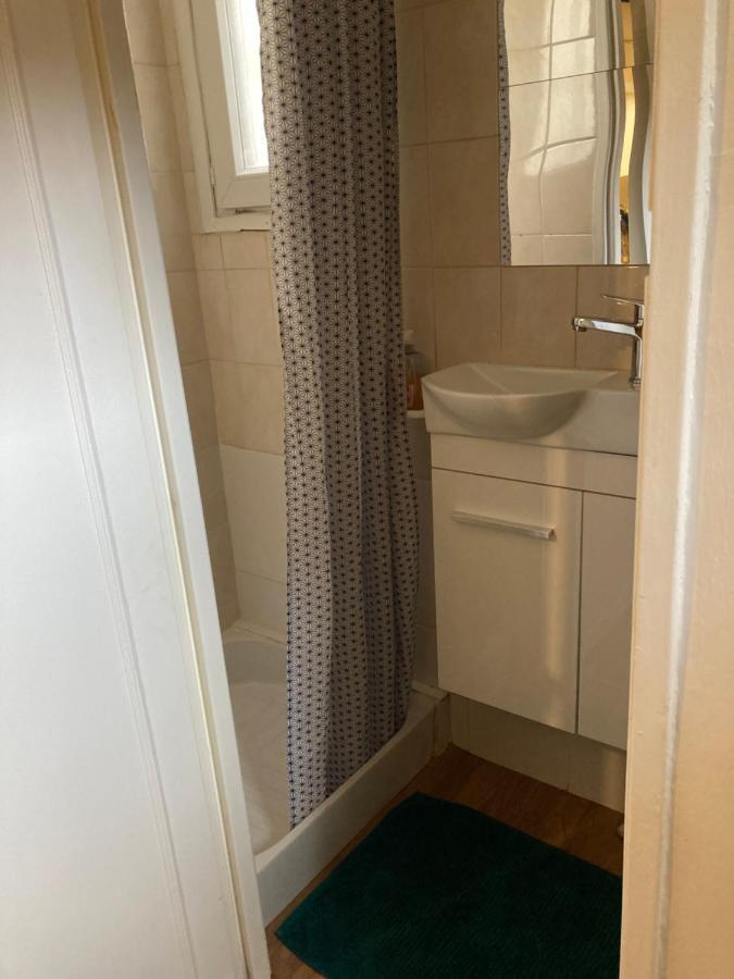 Une Chambre Chez Nous, A 12 Minutes De Paris Malakoff Buitenkant foto